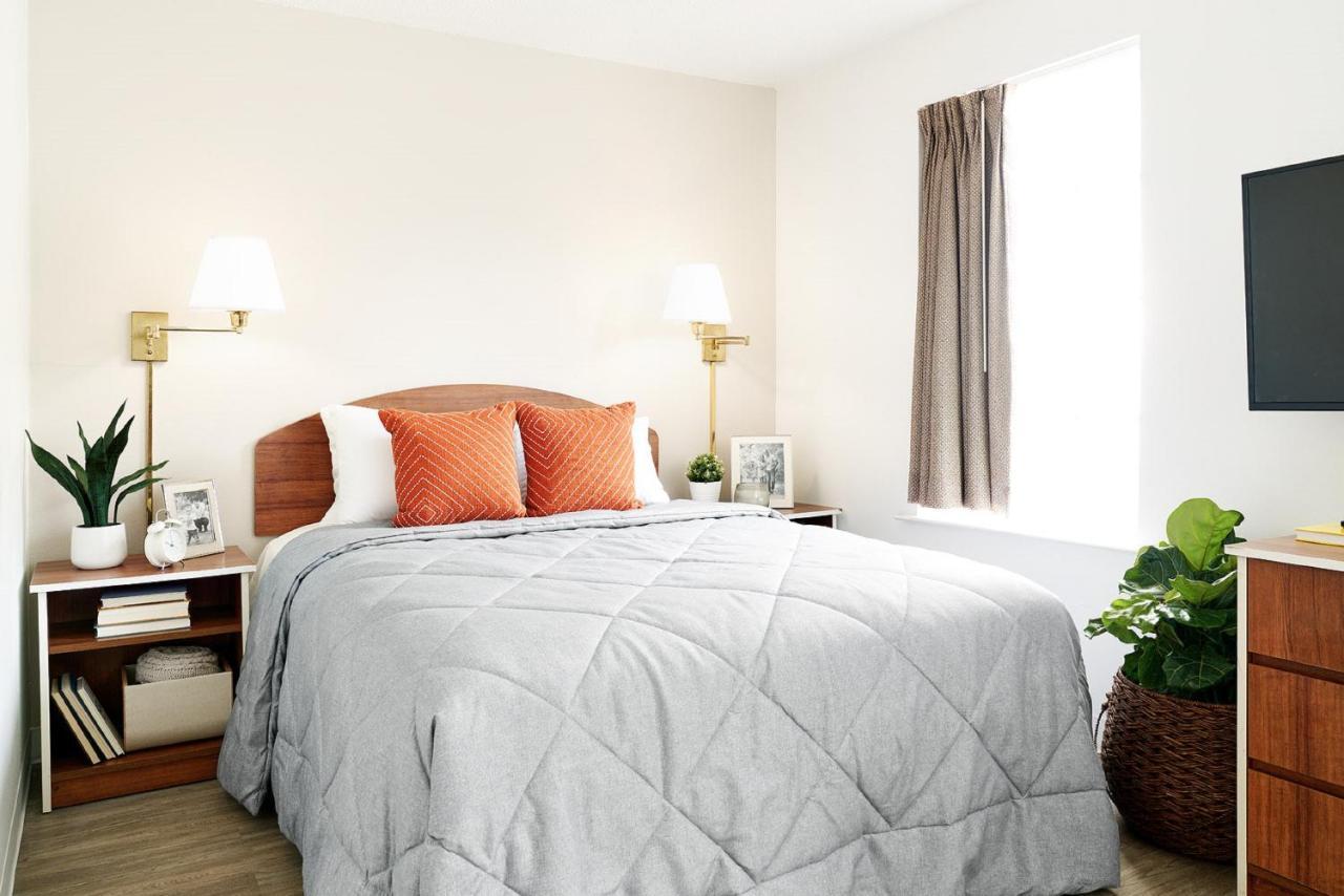 Intown Suites Extended Stay St. Louis Mo - St. Charles Saint Charles Dış mekan fotoğraf
